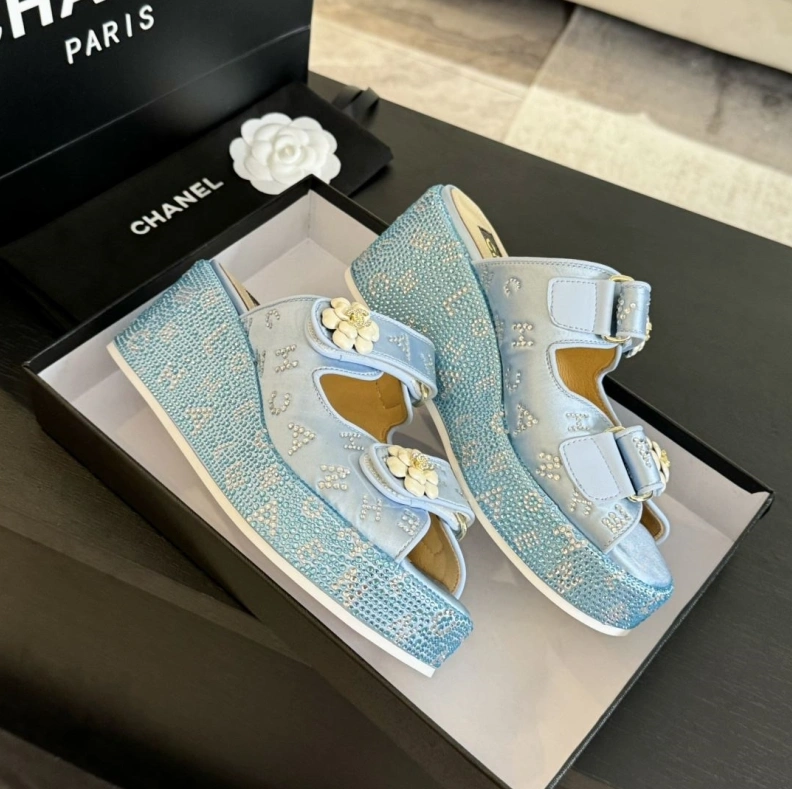 Vibrant Chxnxl Sandals 118327
