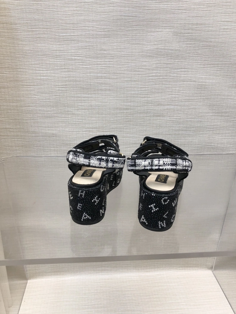 Bright Chxnxl Sandals 118322