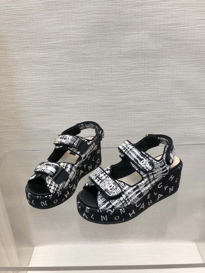 Bright Chxnxl Sandals 118322