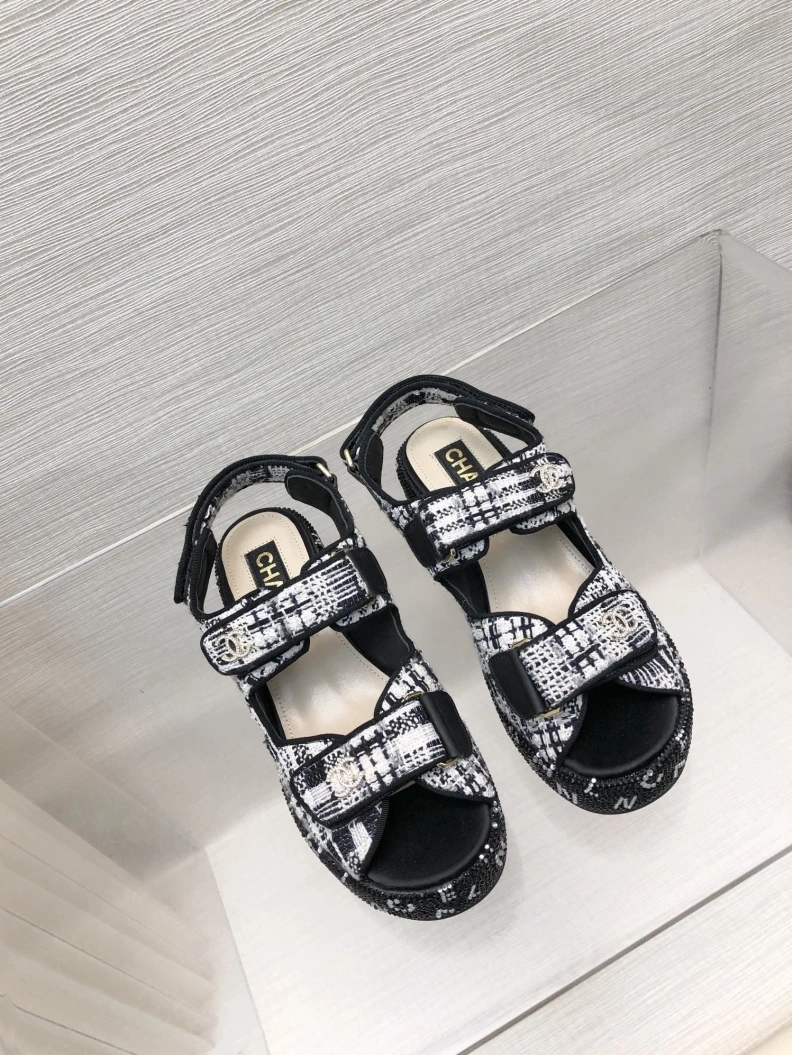 Bright Chxnxl Sandals 118322