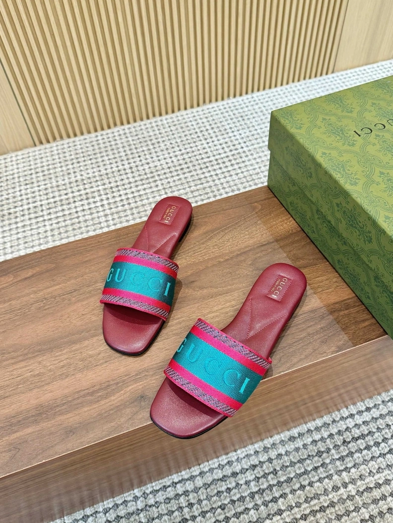 Gxccx Slippers Flexible 155577