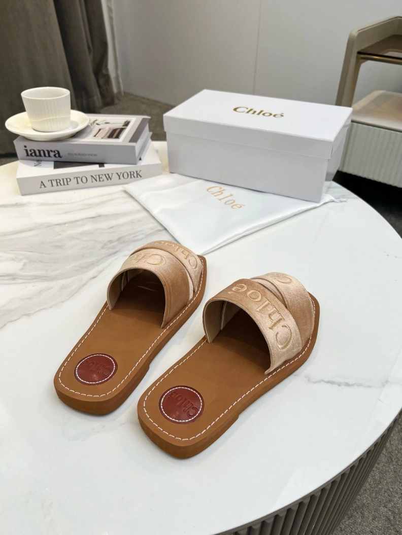 Soft Chlxx Slippers 133740