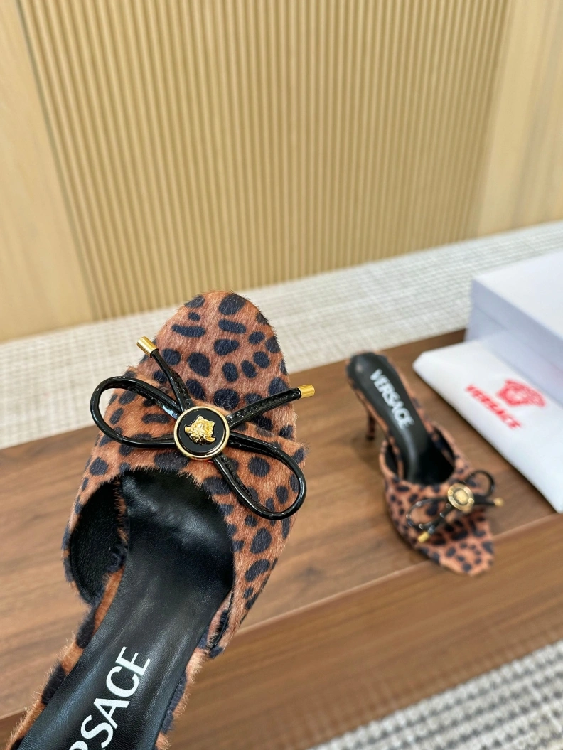Gxvxnchy Sandals Sophisticated 152045