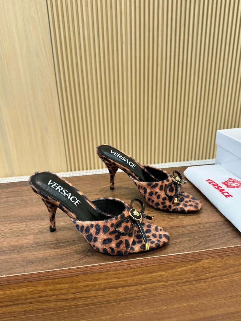 Gxvxnchy Sandals Sophisticated 152045