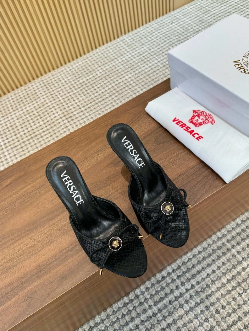 Gxvxnchy Sandals GoAnywhere 152043