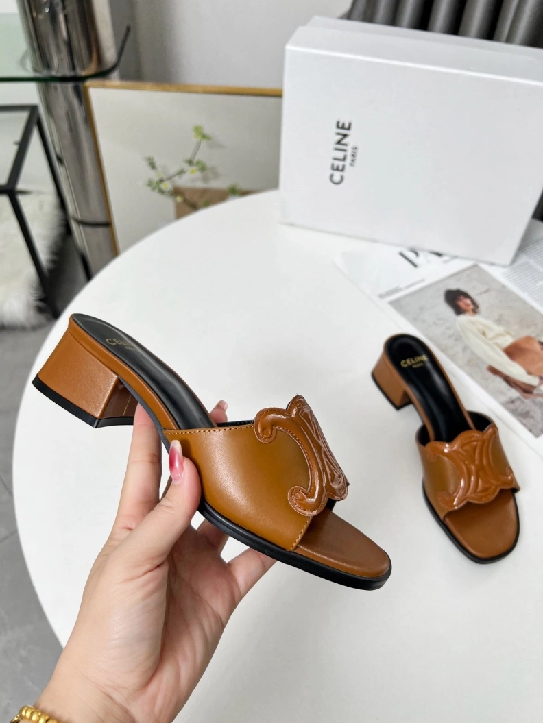 Cxlxne Slippers WellDesigned 115898