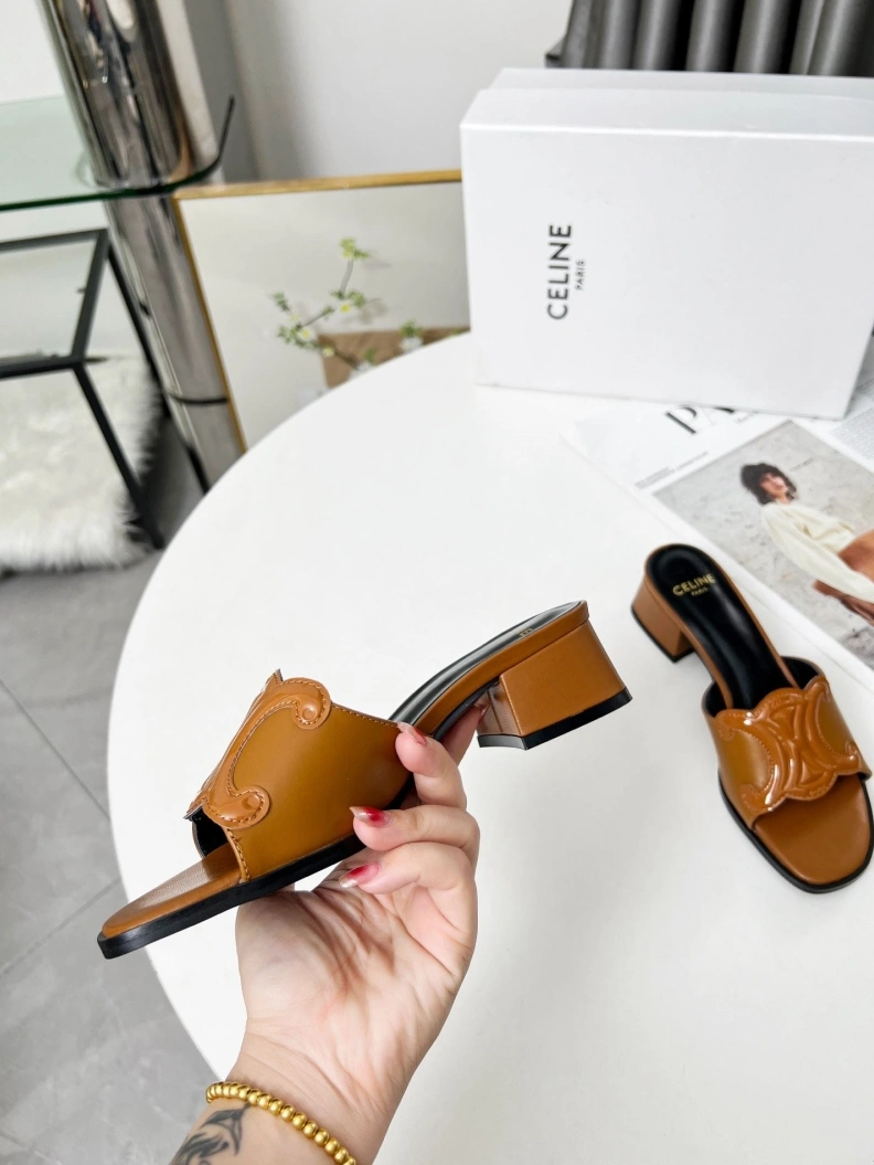 Cxlxne Slippers WellDesigned 115898