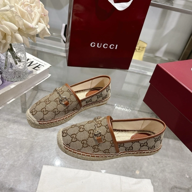 Gxccx Leather Shoes Compact 155713