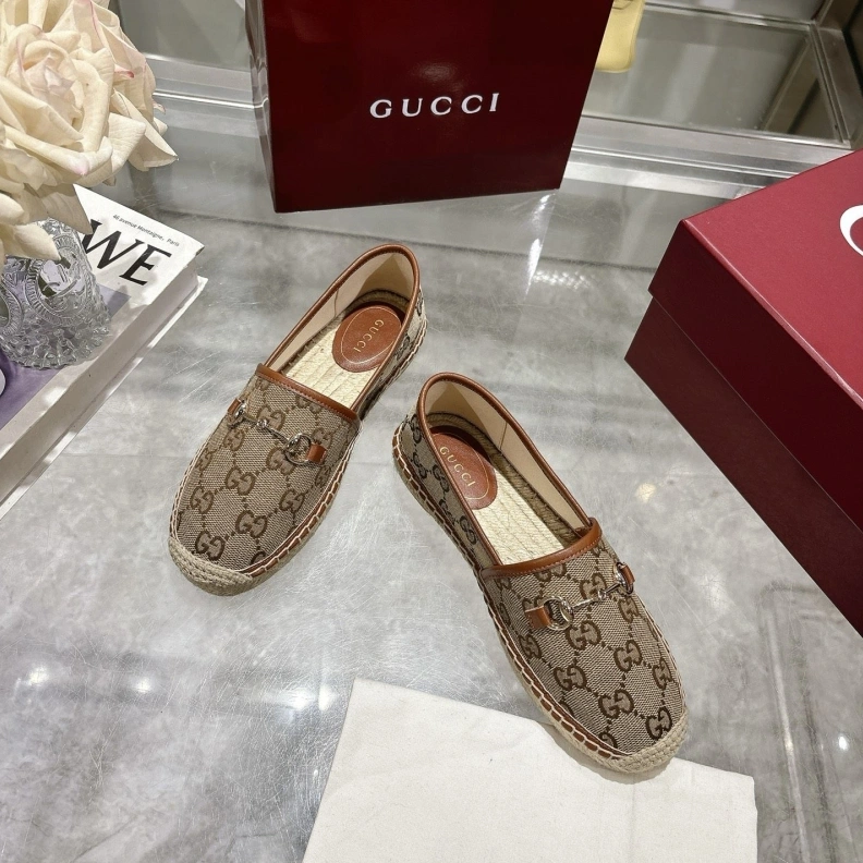 Gxccx Leather Shoes Compact 155713