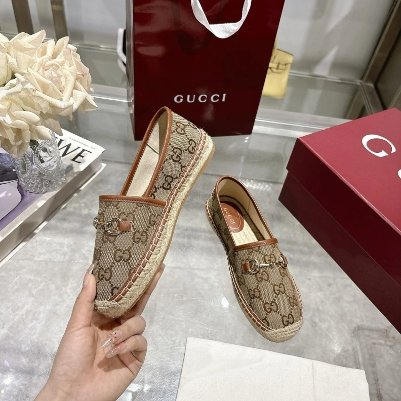 Gxccx Leather Shoes Compact 155713