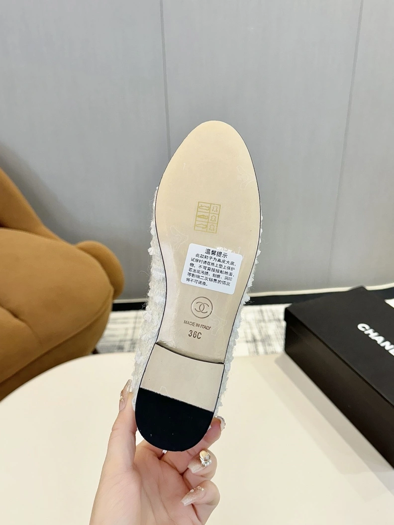 NewStyle Chxnxl Flat Shoes 118465