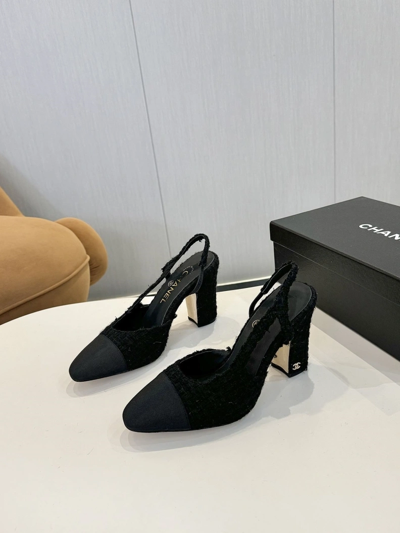 Reliable Chxnxl Sandals 118315