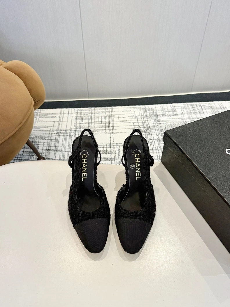 Reliable Chxnxl Sandals 118315