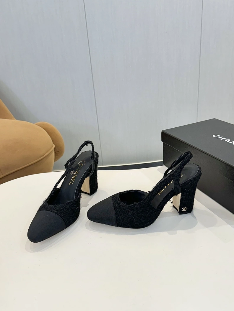 Reliable Chxnxl Sandals 118315