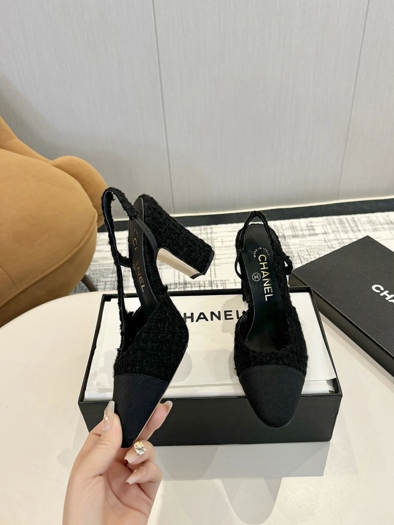 Reliable Chxnxl Sandals 118315