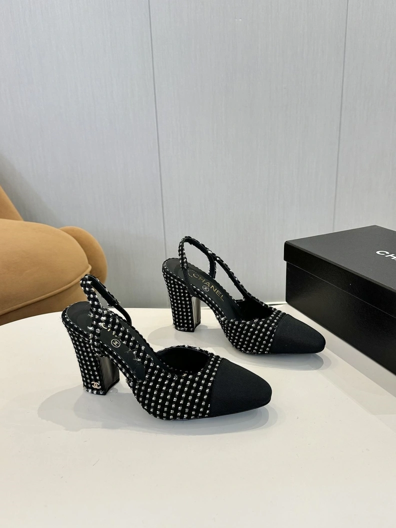 UrbanStyle Chxnxl Sandals 118312