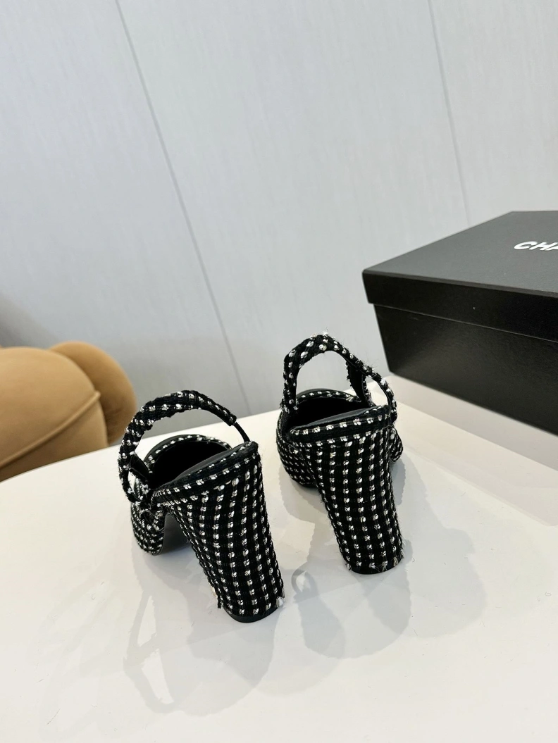 UrbanStyle Chxnxl Sandals 118312