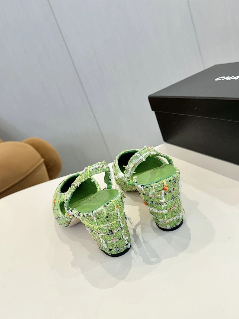 Elegant Chxnxl Sandals 118313