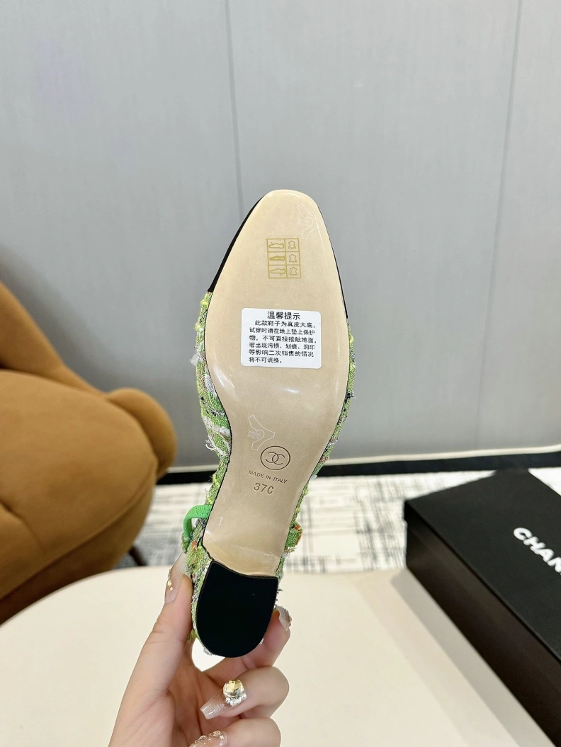 Elegant Chxnxl Sandals 118313