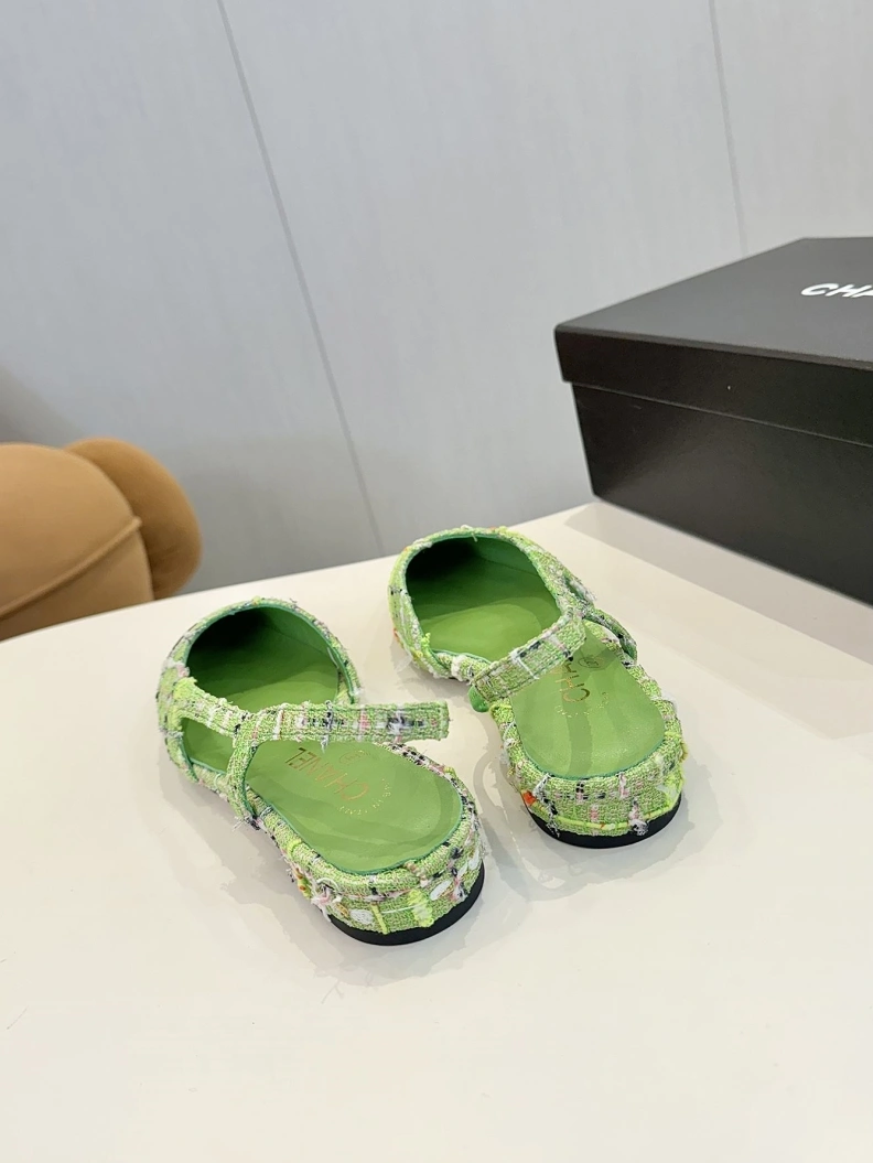 Lightweight Chxnxl Sandals 118307