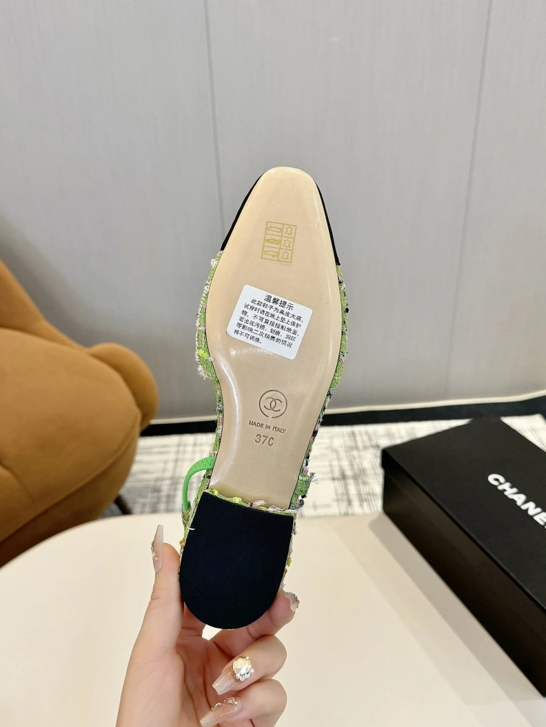 Lightweight Chxnxl Sandals 118307