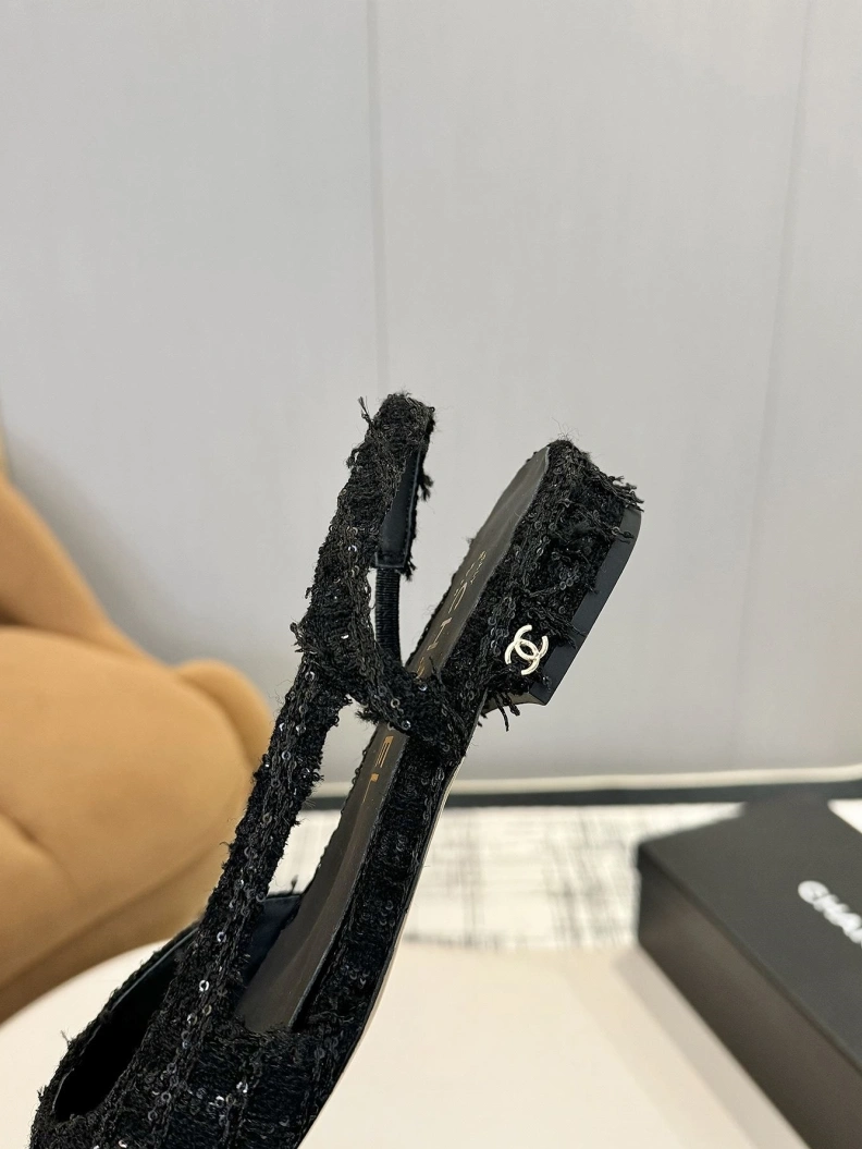 Chxnxl Sandals UrbanStyle 118310
