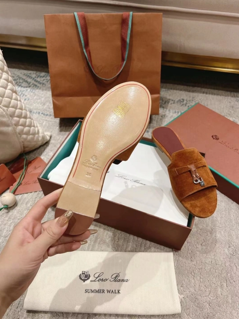 Elegant Othxr Slippers 210194