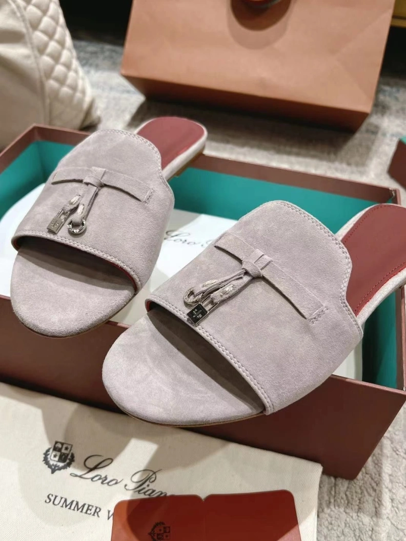 Sleek Othxr Slippers 210196
