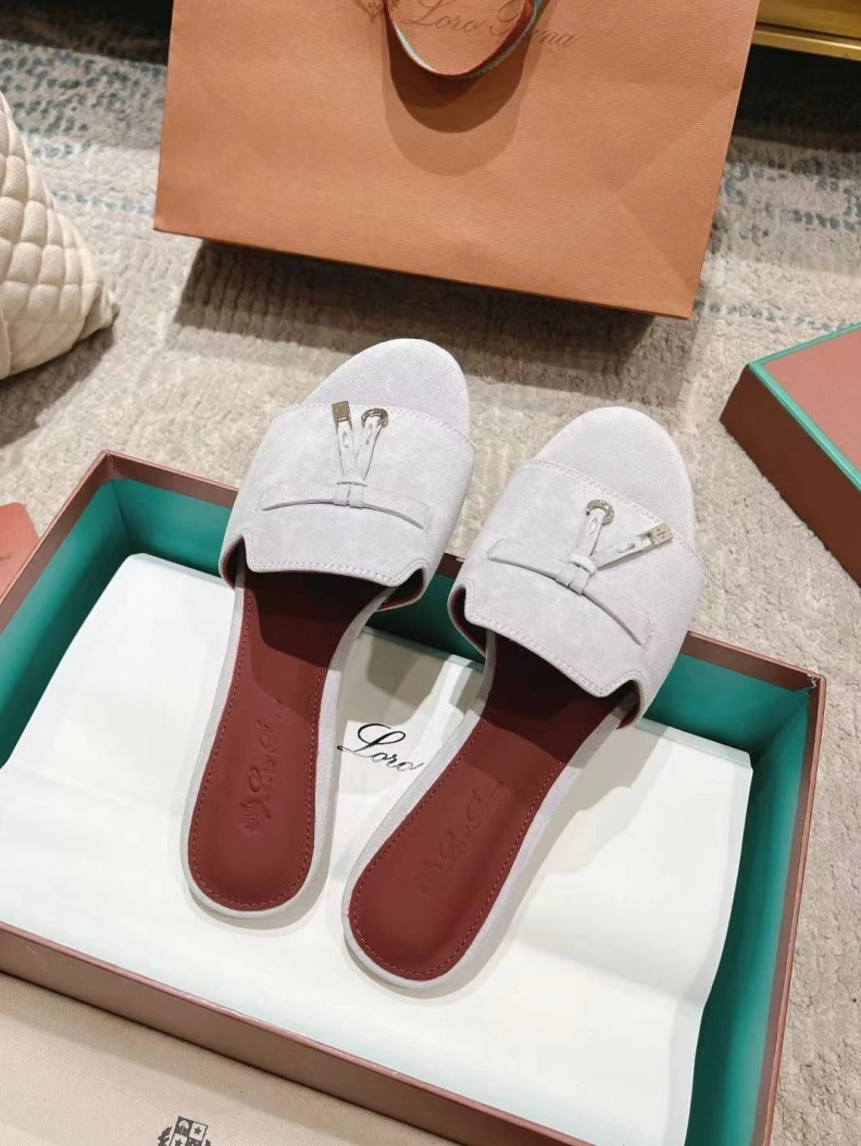 Bright Othxr Slippers 210187