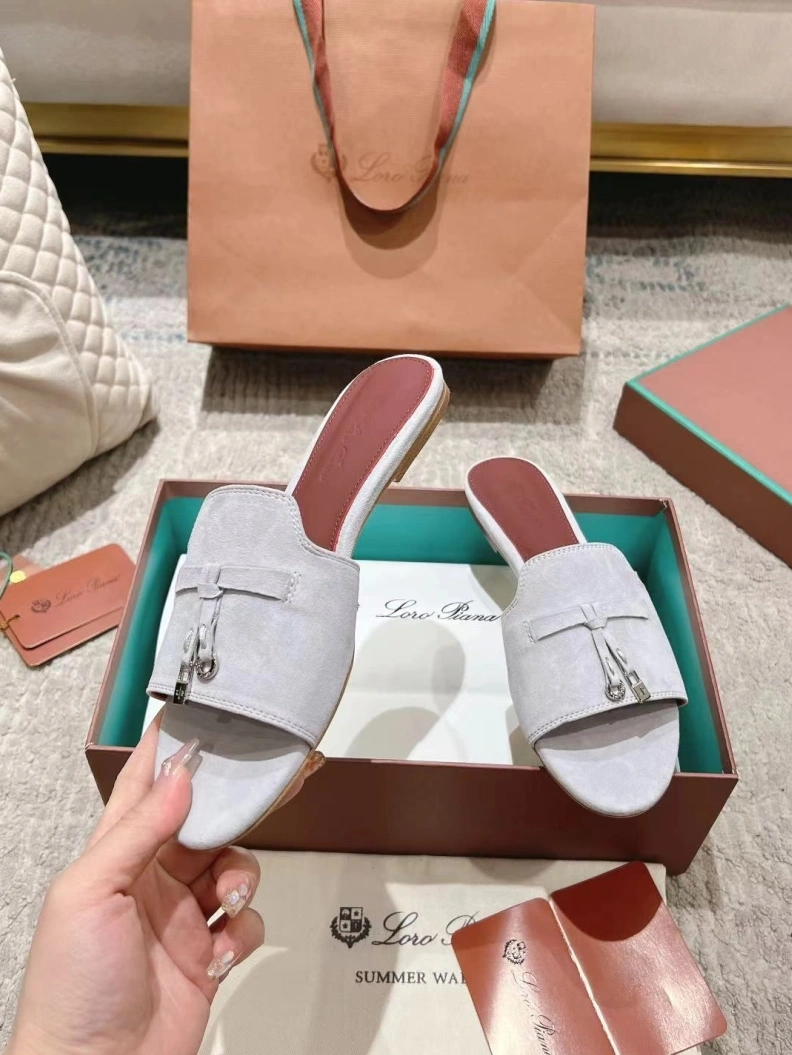 Bright Othxr Slippers 210187
