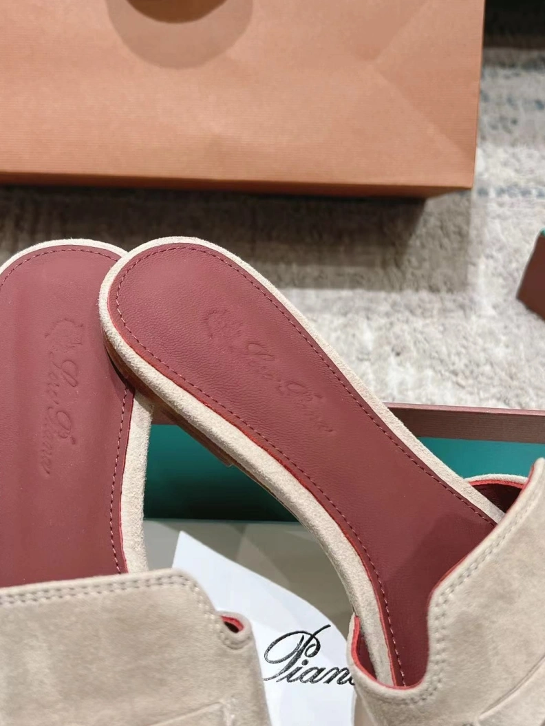 Reliable Othxr Slippers 210179