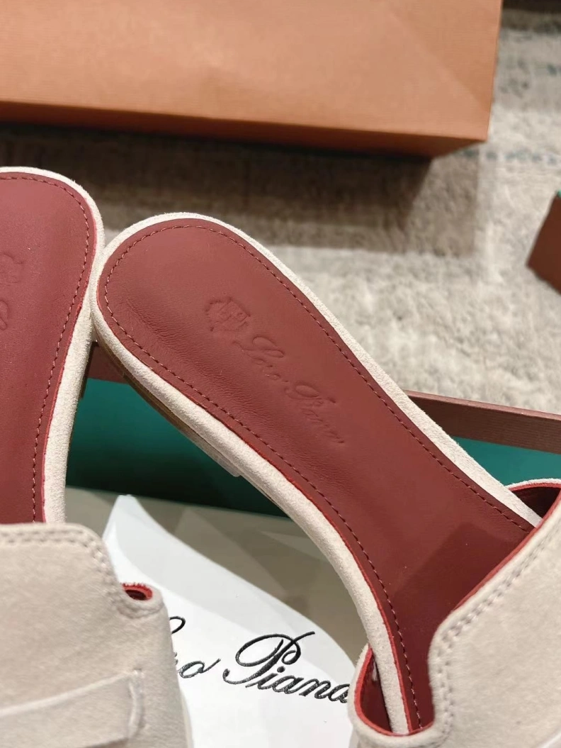 Functional Othxr Slippers 210185