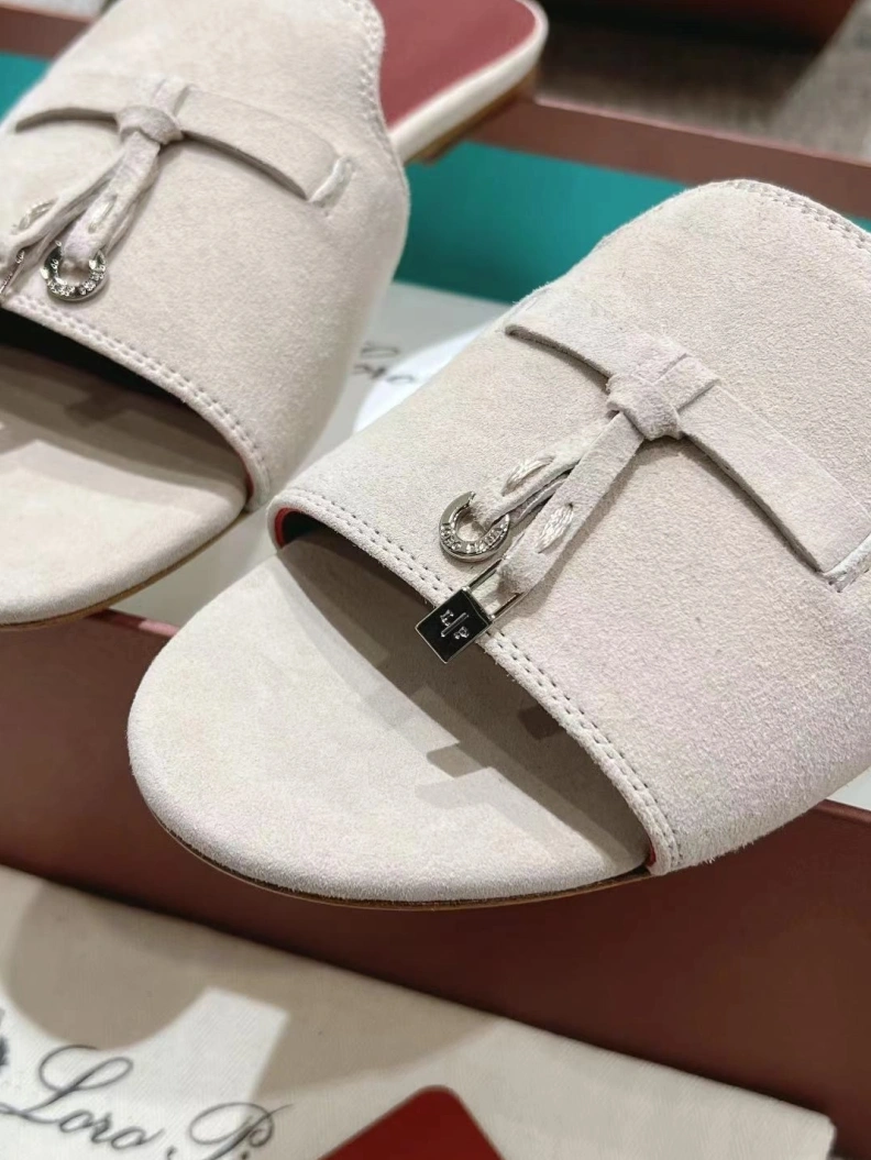 Functional Othxr Slippers 210185
