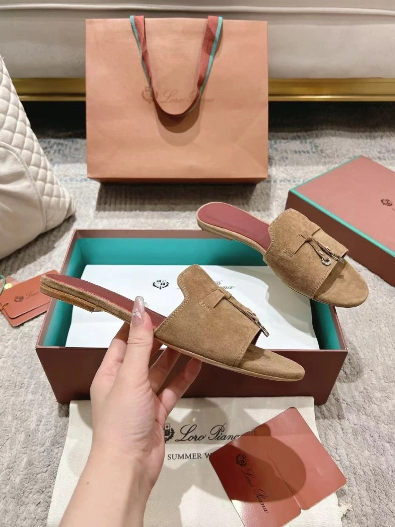 Elegant Othxr Slippers 210180