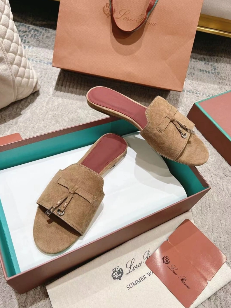 Elegant Othxr Slippers 210180