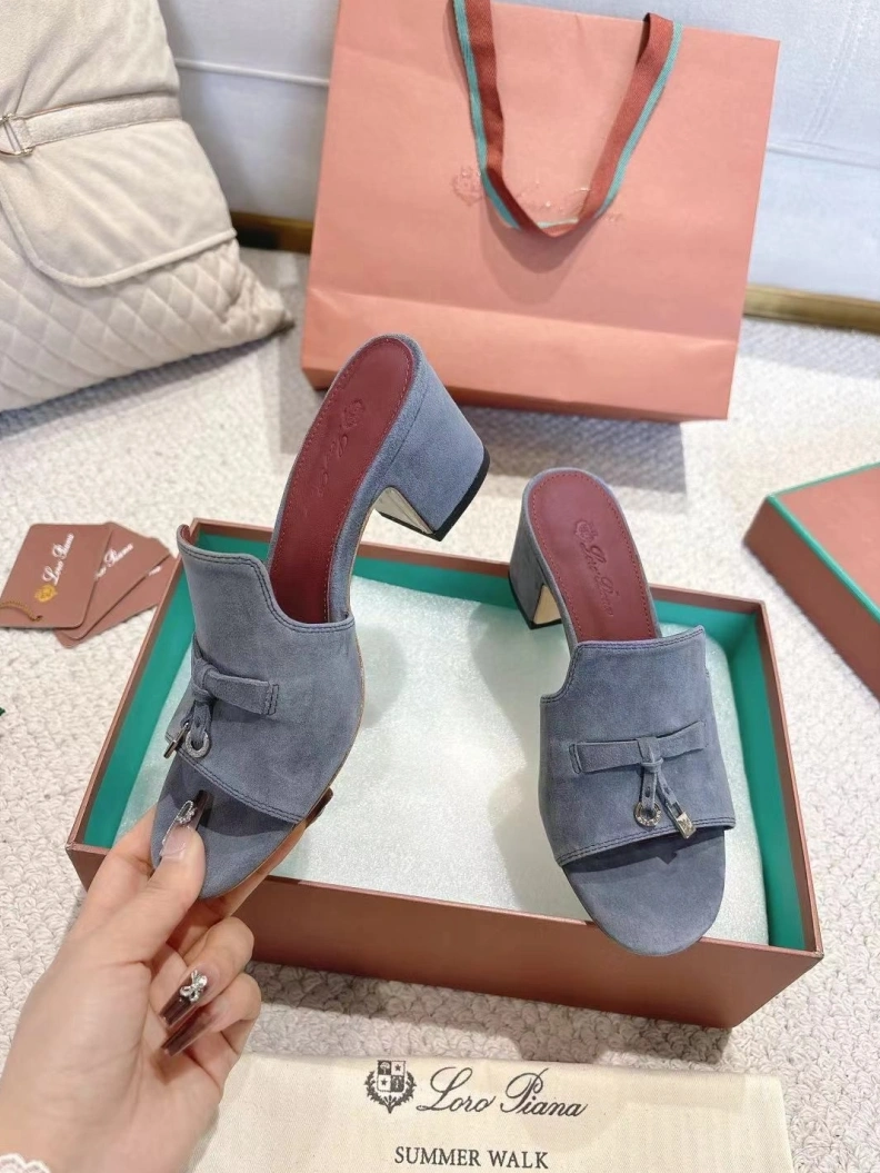 Trendy Othxr Slippers 210193