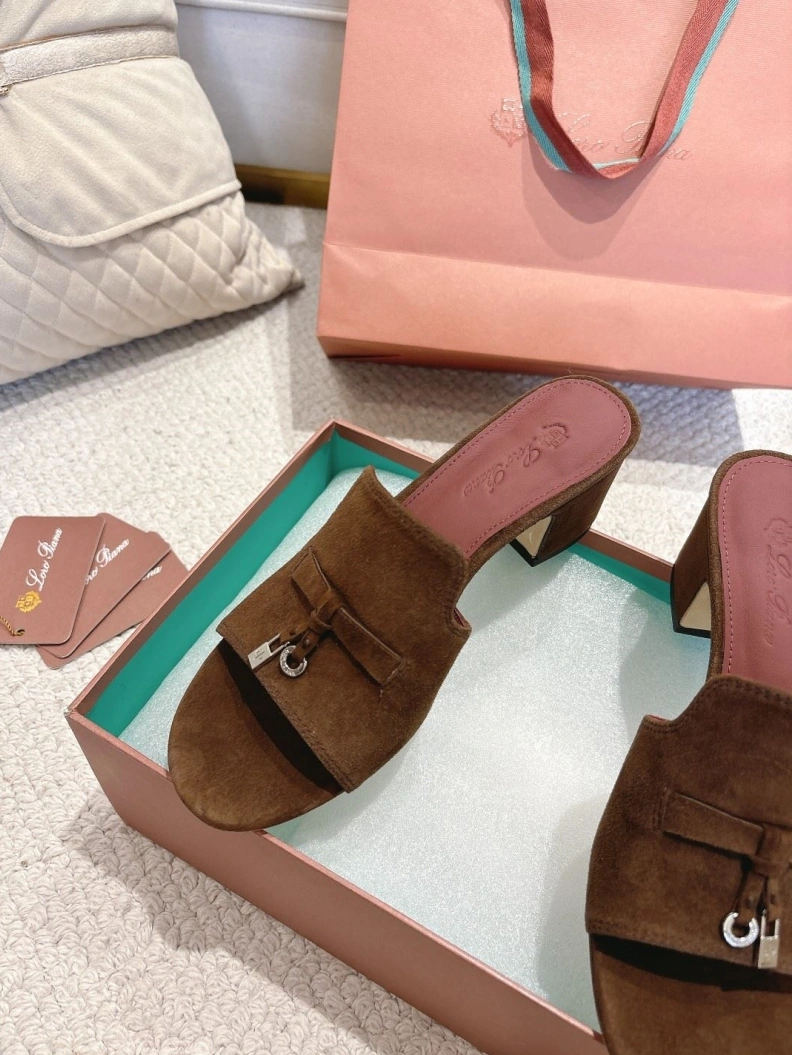 Functional Othxr Slippers 210173