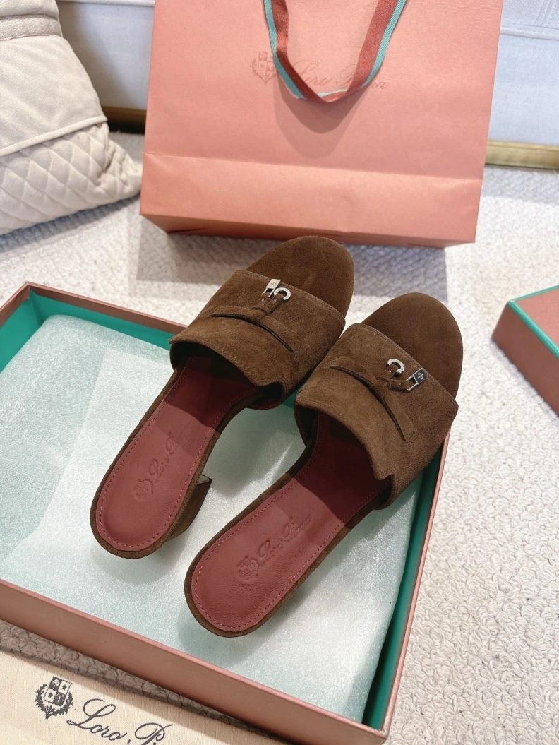 Functional Othxr Slippers 210173