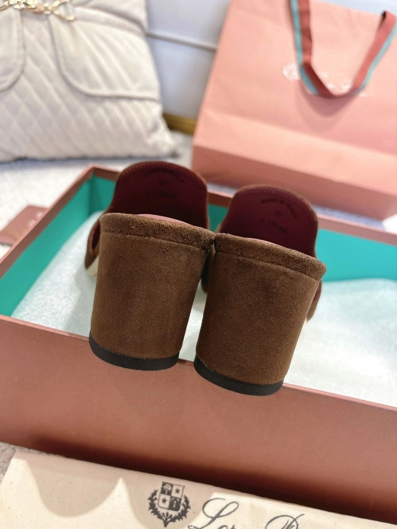 Functional Othxr Slippers 210173