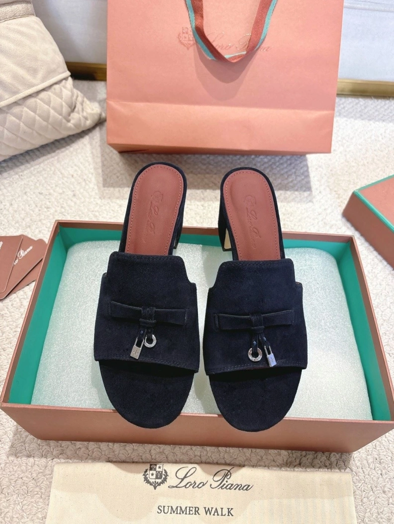 Comfortable Othxr Slippers 210170