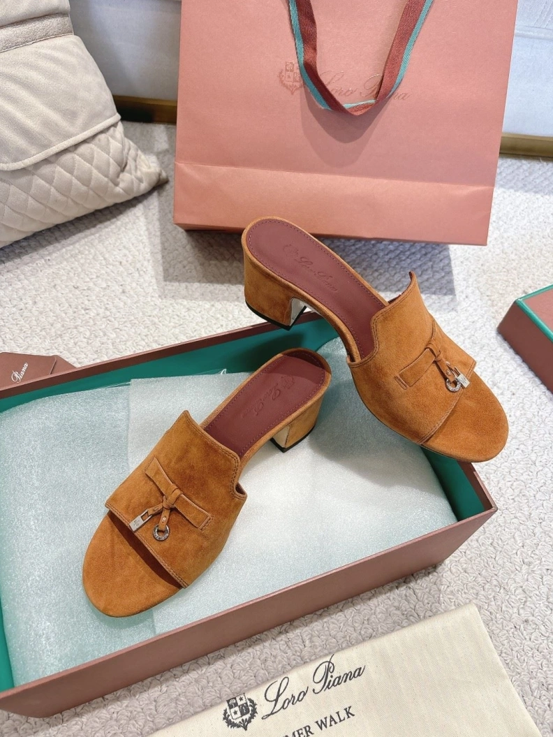 Functional Othxr Slippers 210171