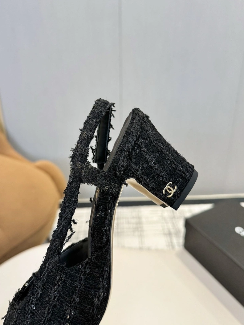 Functional Chxnxl Sandals 118303
