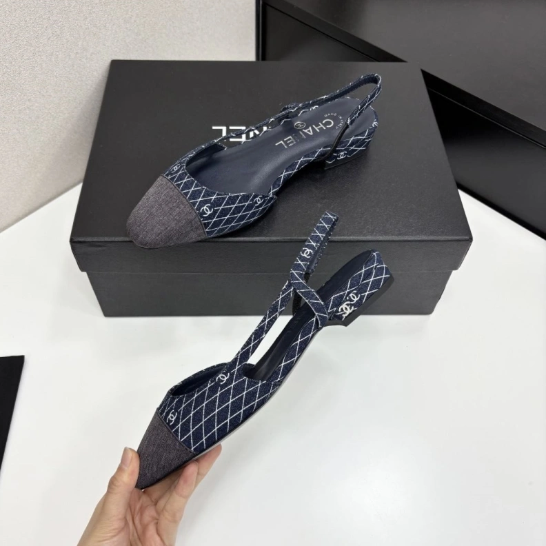 Durable Chxnxl Sandals 118301