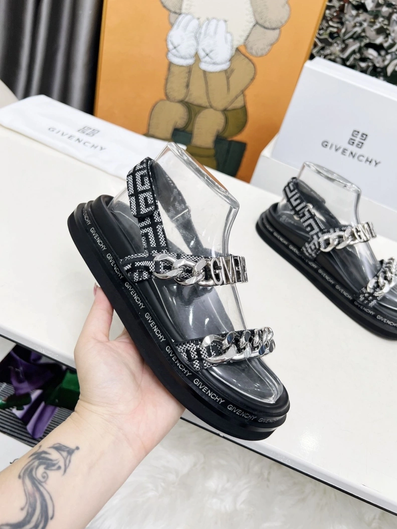 Affordable Gxvxnchy Sandals 152040