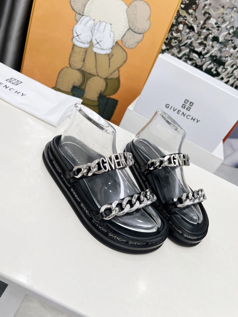 Gxvxnchy Sandals Efficient 152036