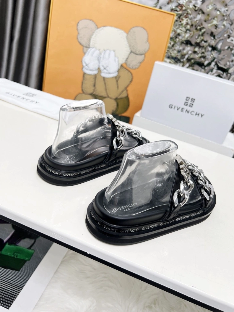 Gxvxnchy Sandals Efficient 152036