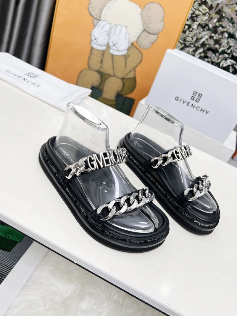 EasyMatch Gxvxnchy Sandals 152001