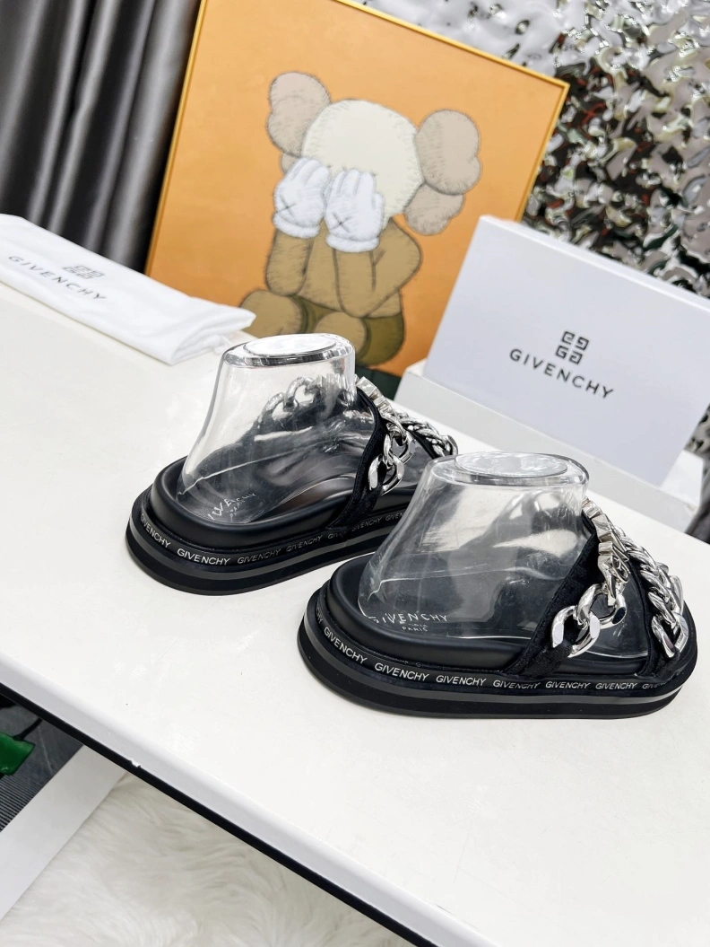 EasyMatch Gxvxnchy Sandals 152001