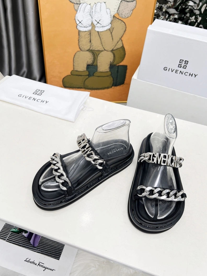 EasyMatch Gxvxnchy Sandals 152001
