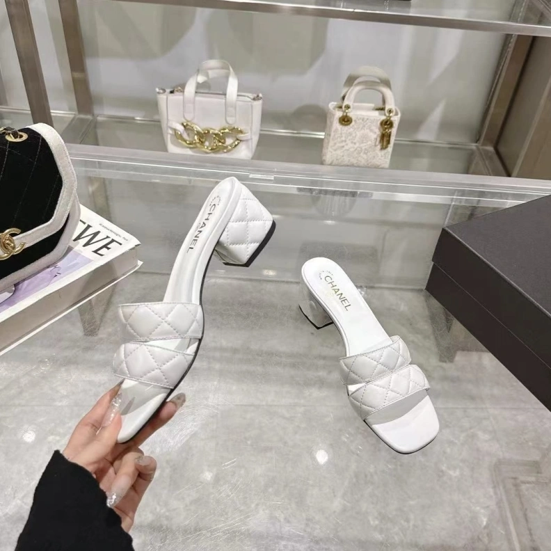 Soft Chxnxl Slippers 118191